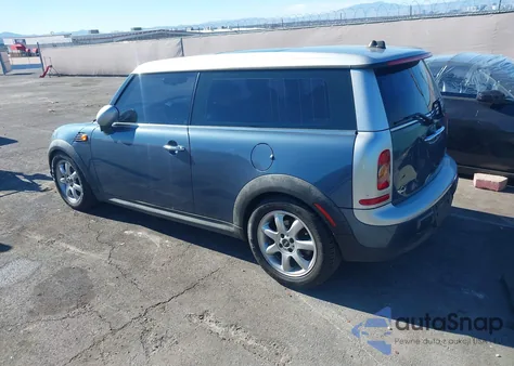 2010 Mini Cooper Clubman из США, поврежденный, VIN WMWML3C59ATX39057